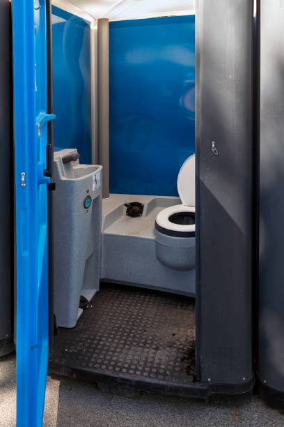 Best Portable bathroom rental  in Oak View, CA