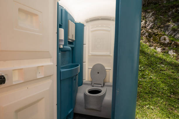 Best Portable restroom trailer rental  in Oak View, CA